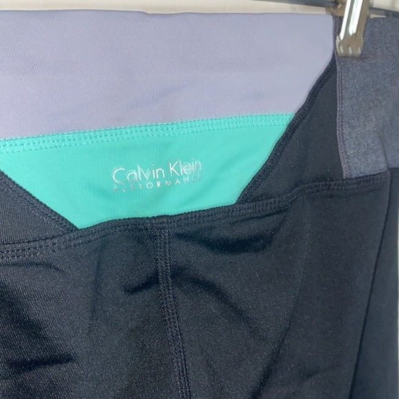 🍂Calvin Klein quick dry workout leggings - Picture 6 of 7